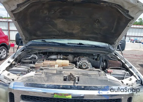 2001 Ford F-350 Lariat/Xl/Xlt z USA, uszkodzony, nr VIN 1FTSW31F11EA55735